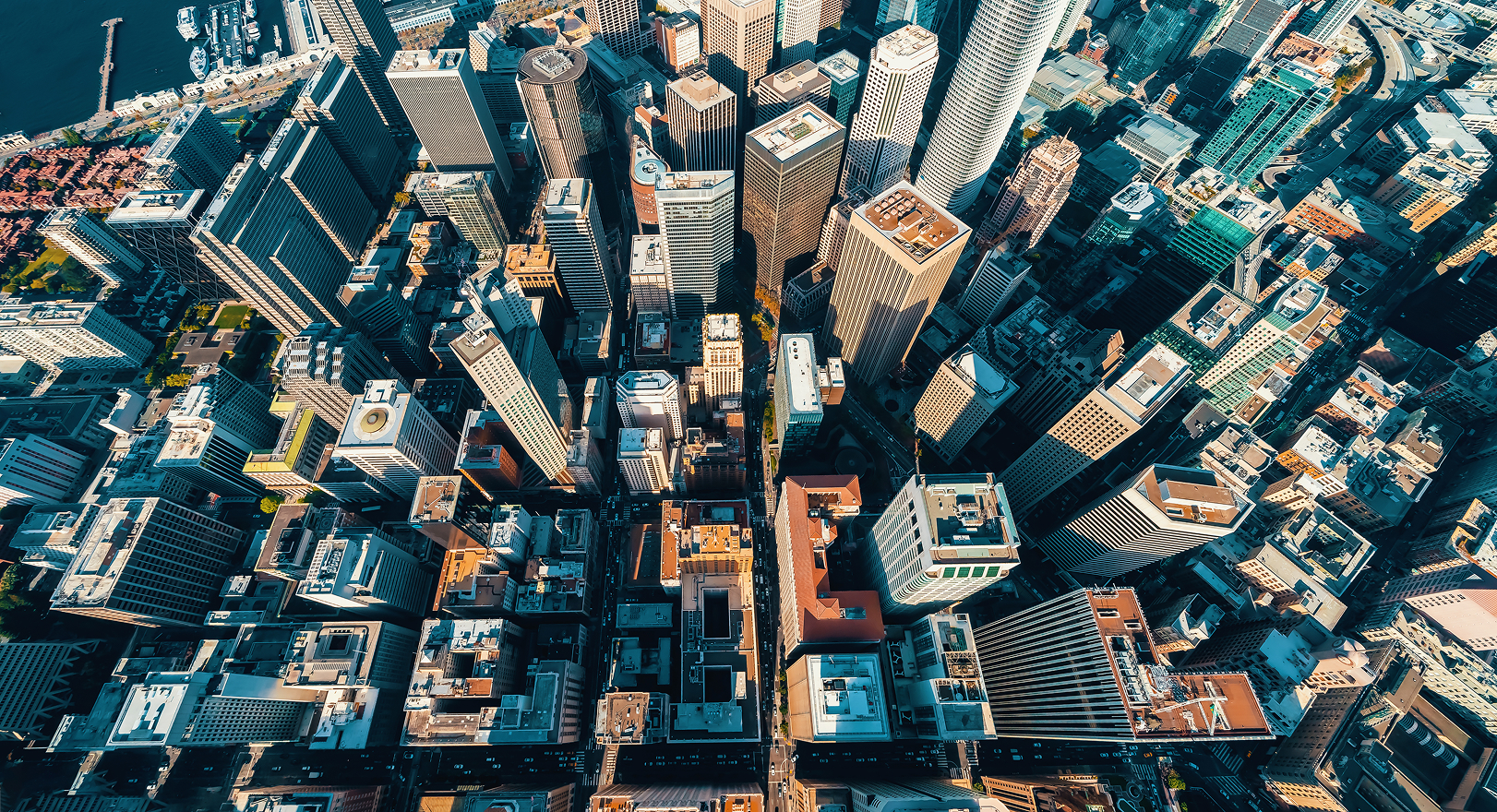 Public buildings at the heart of urban emissions